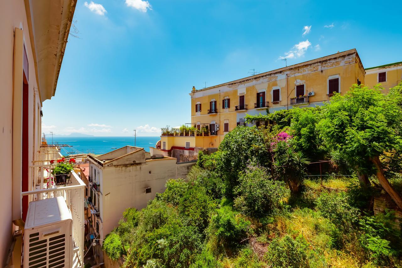 Gradoni - Panoramic Flat On The Steps By Napoliapartments Exterior photo